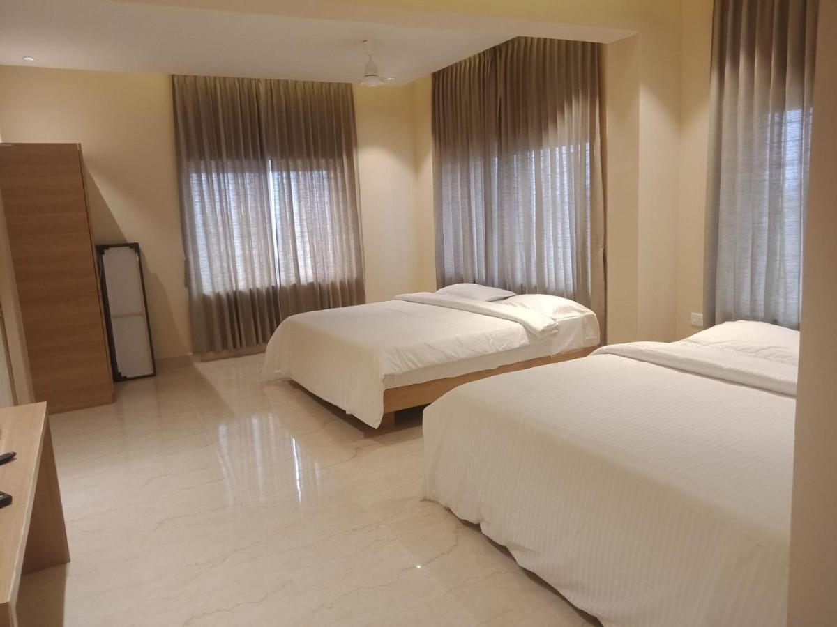 Hotel Vps Grand Palni Exterior photo