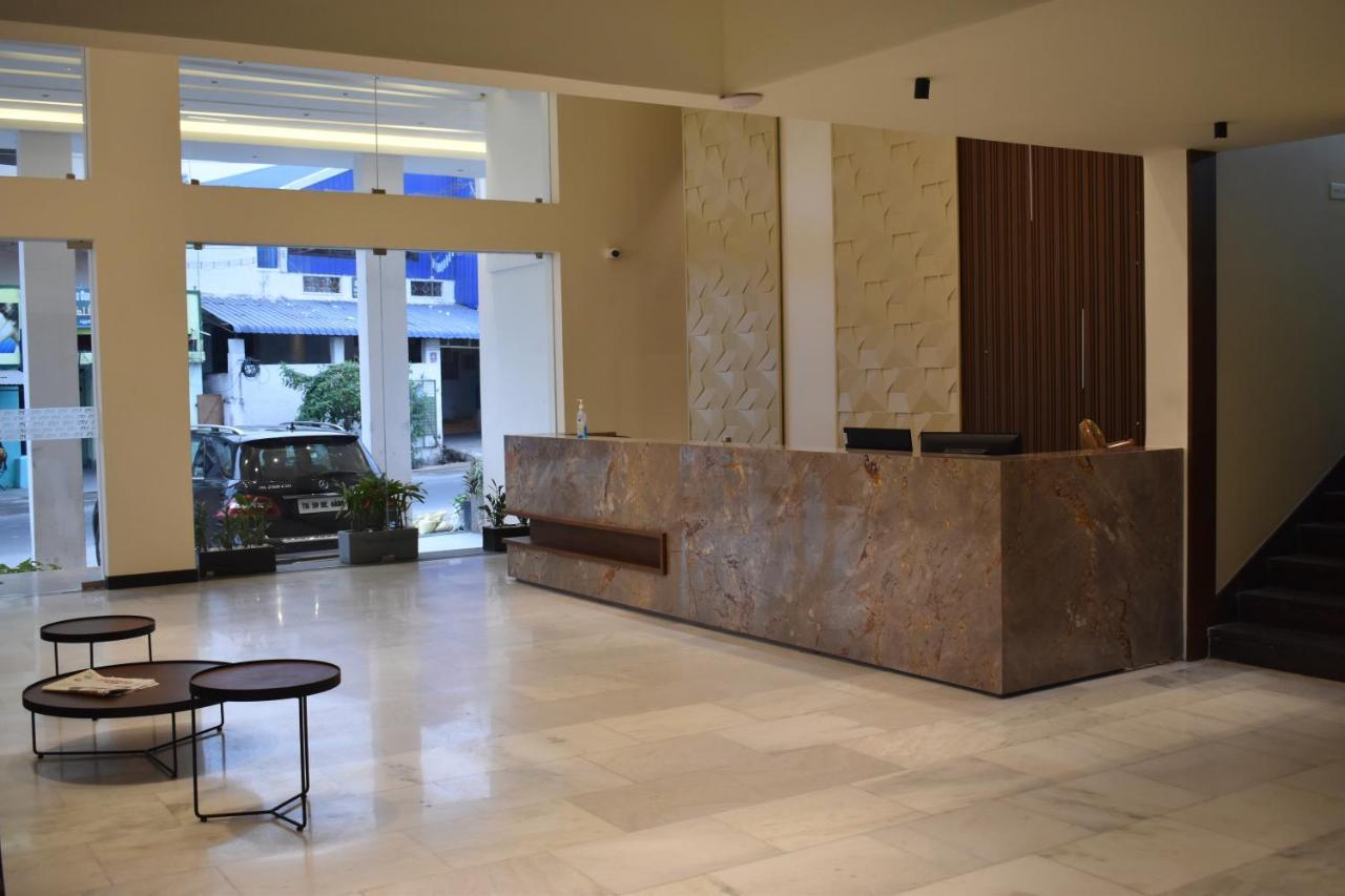 Hotel Vps Grand Palni Exterior photo