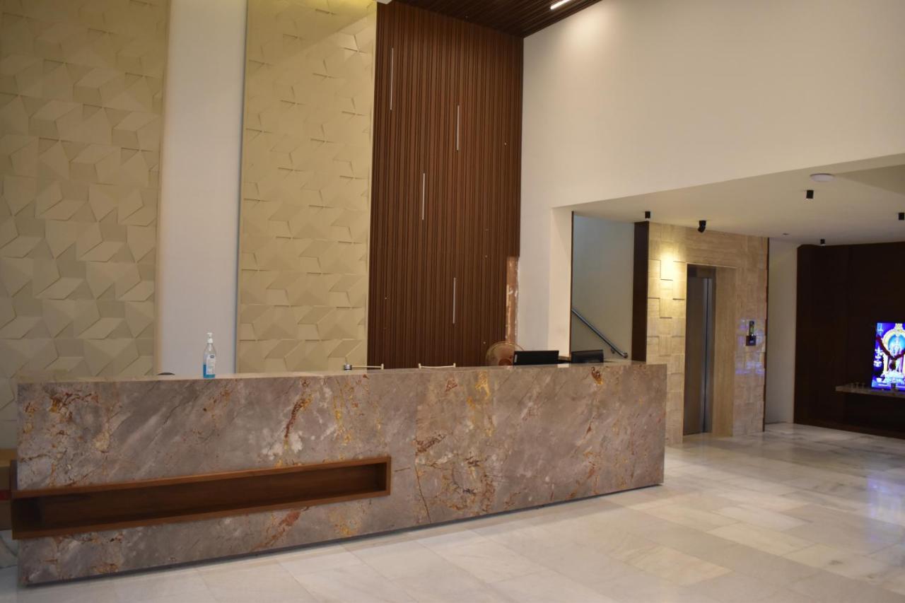 Hotel Vps Grand Palni Exterior photo