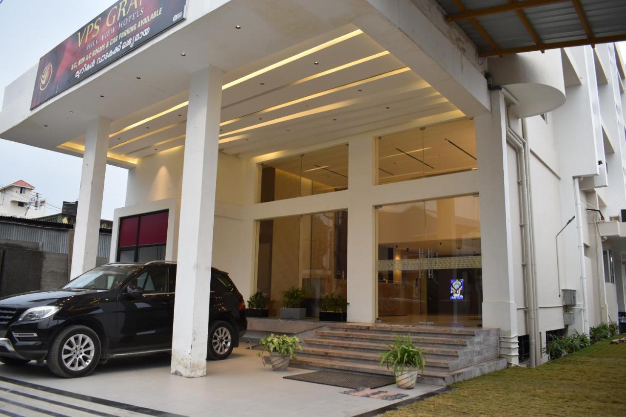 Hotel Vps Grand Palni Exterior photo